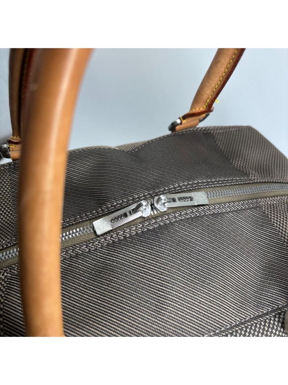 Louis Vuitton Damier Geant Aventurier Boston Bag - Picture 7 of 13